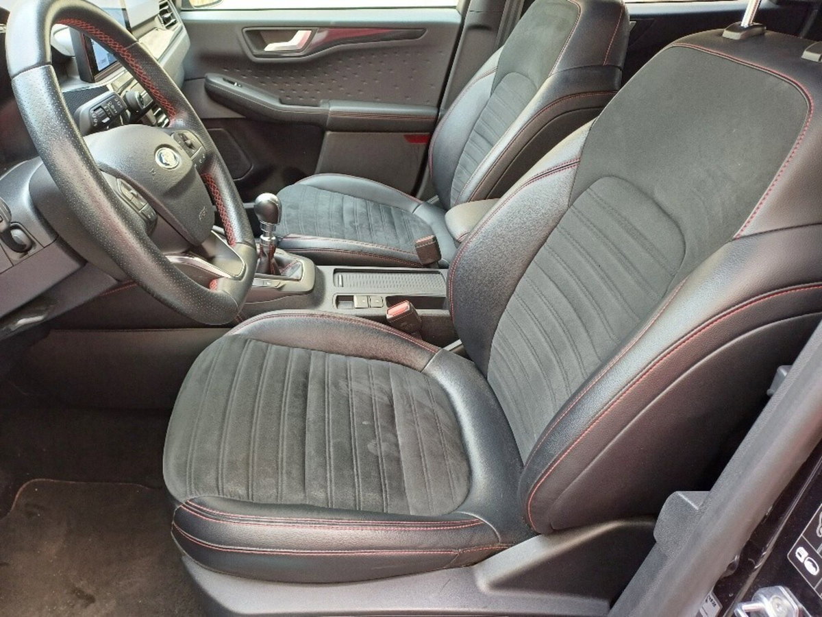 Ford Kuga 1.5 ecoboost ST-Line X 2wd 150cv (12)