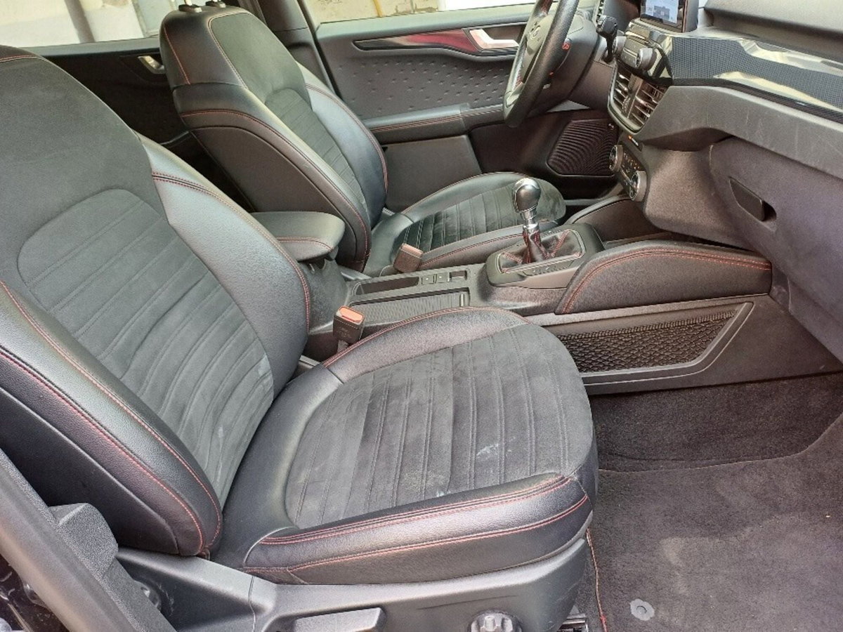 Ford Kuga 1.5 ecoboost ST-Line X 2wd 150cv (13)