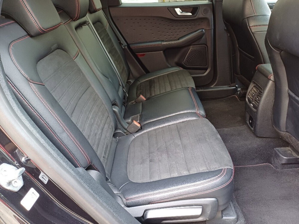 Ford Kuga 1.5 ecoboost ST-Line X 2wd 150cv (14)