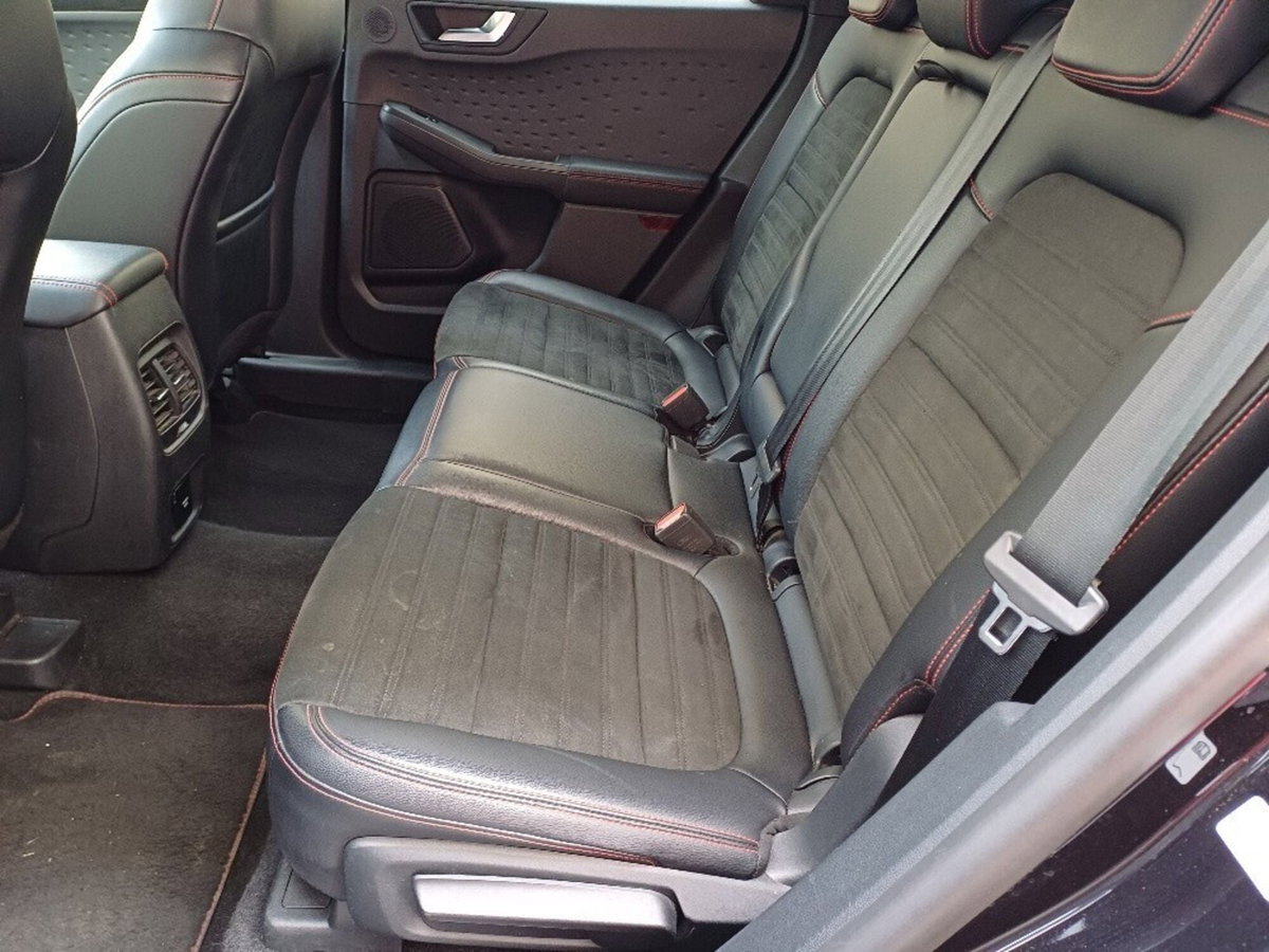Ford Kuga 1.5 ecoboost ST-Line X 2wd 150cv (15)