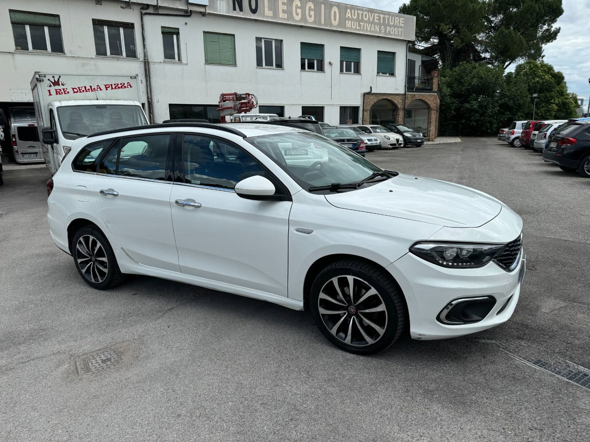 Fiat Tipo Station Wagon Tipo 1.6 Mjt S&S DCT SW Lounge (7)