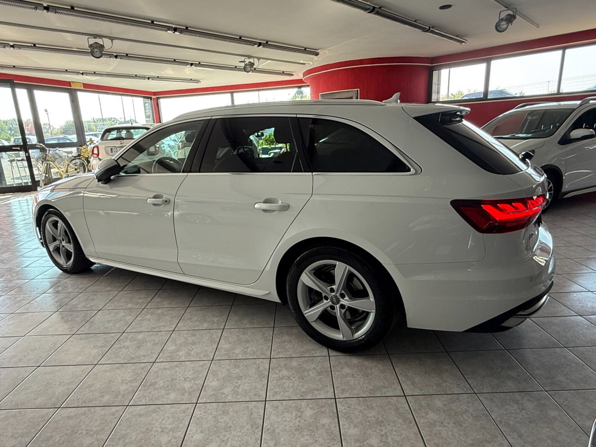Audi A4 Avant 35 TDI/163 CV S tronic S line edition (3)