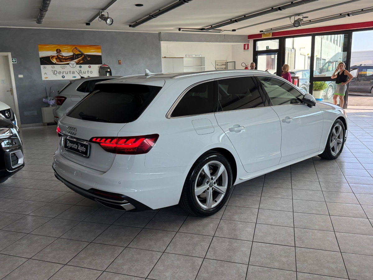 Audi A4 Avant 35 TDI/163 CV S tronic S line edition (5)