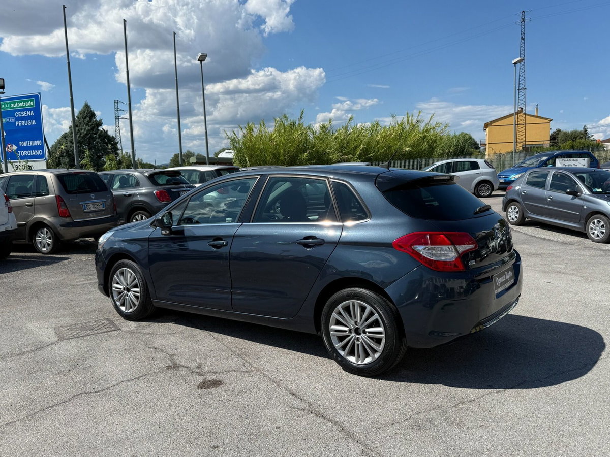 Citroen C4 1.6 e-HDi 110 airdream CMP6 Exclusive (3)