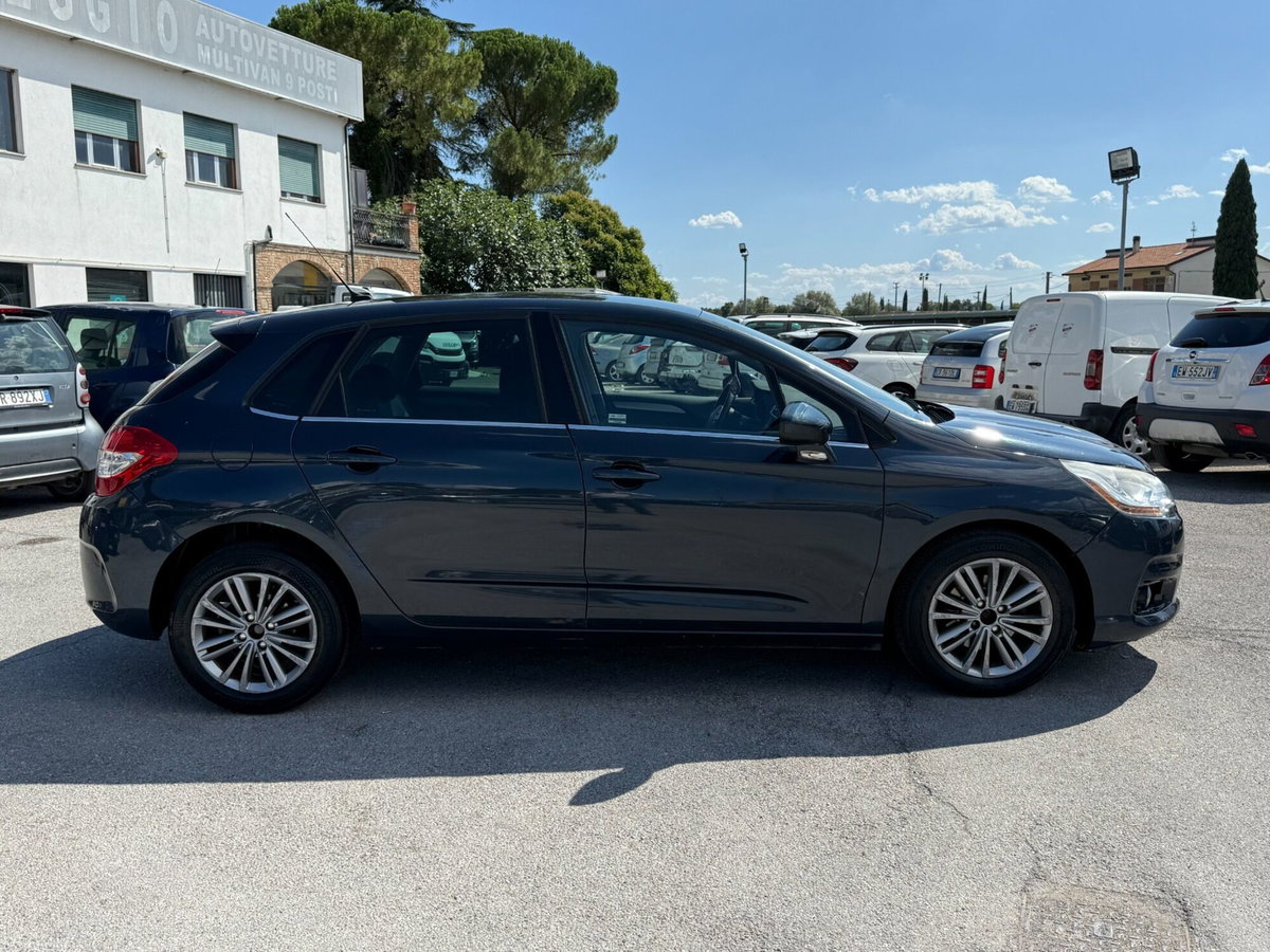 Citroen C4 1.6 e-HDi 110 airdream CMP6 Exclusive (6)