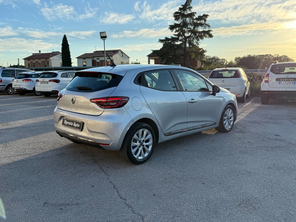Renault Clio Blue dCi 85 CV 5 porte Intens (5)