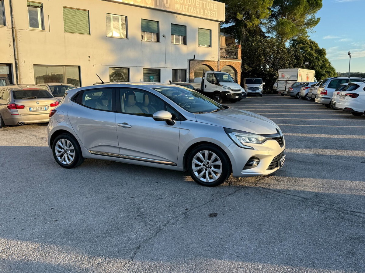 Renault Clio Blue dCi 85 CV 5 porte Intens (7)