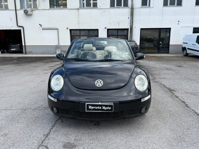 Volkswagen New Beetle Cabrio TDI 105CV (6)