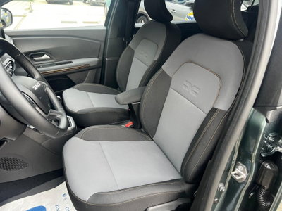 Dacia Jogger Jogger 1.0 TCe GPL 100 CV 5 posti Extreme (10)