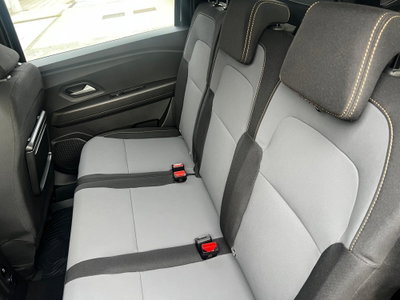 Dacia Jogger Jogger 1.0 TCe GPL 100 CV 5 posti Extreme (14)