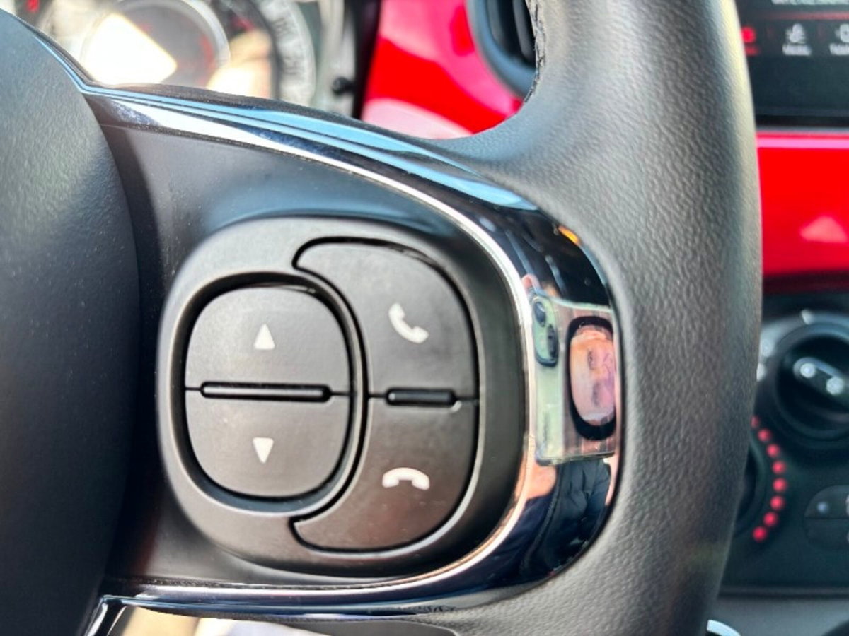 Fiat 500 1.0 Hybrid Red (11)