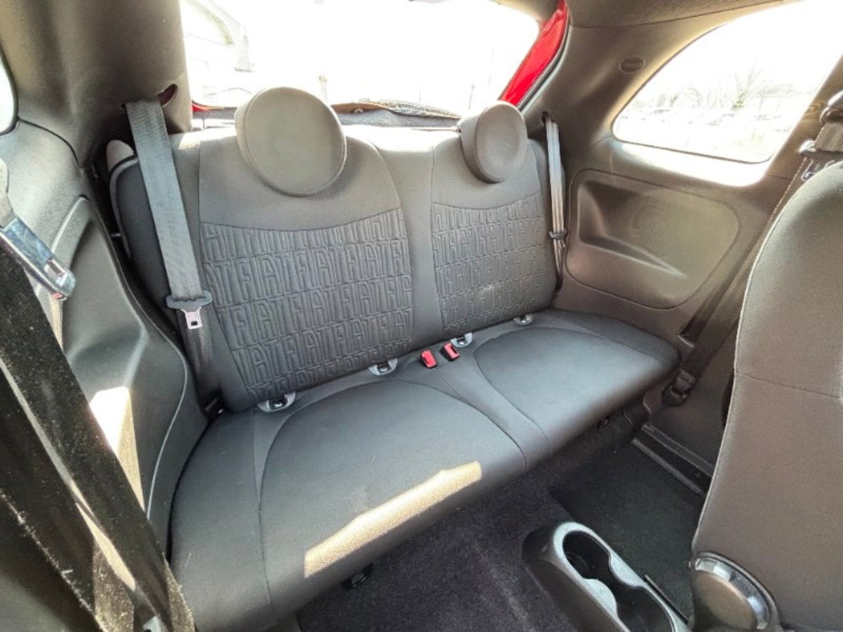 Fiat 500 1.0 Hybrid Red (18)