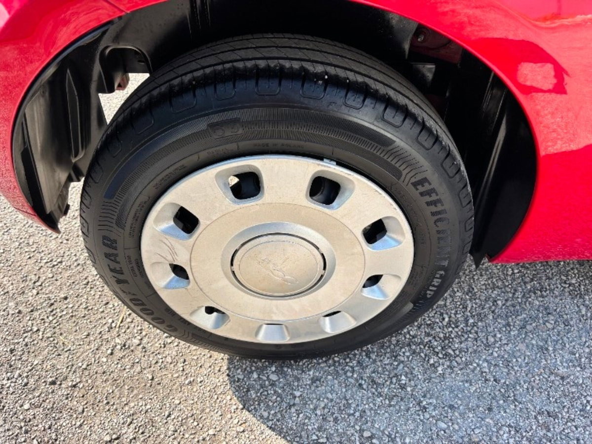 Fiat 500 1.0 Hybrid Red (20)