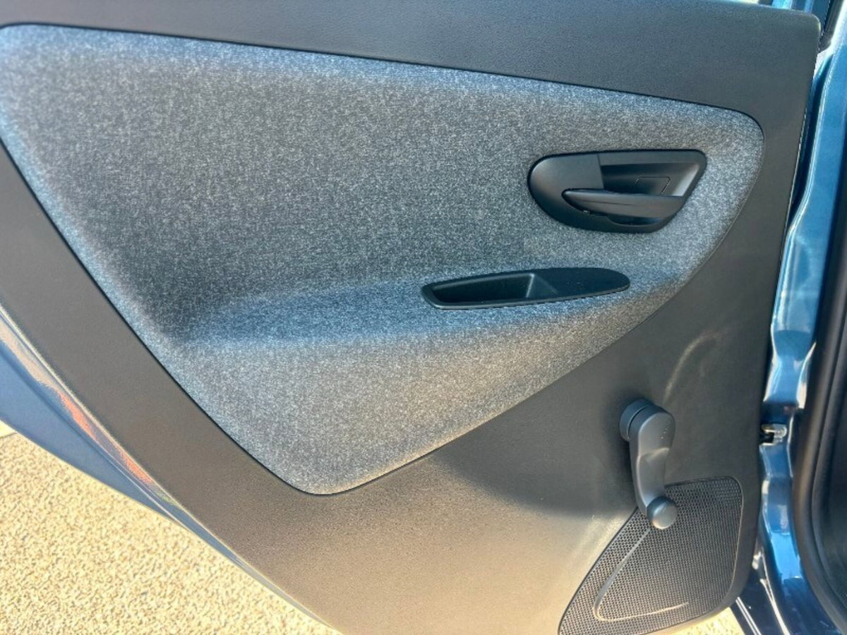Lancia Ypsilon 1.0 FireFly 5 porte S&S Hybrid Silver Plus (13)