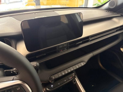 Jeep Avenger 1.2 turbo e-hybrid mhev Summit fwd 110cv edct6 (7)