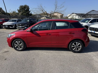 Hyundai i20 1.2 5 porte Classic (2)