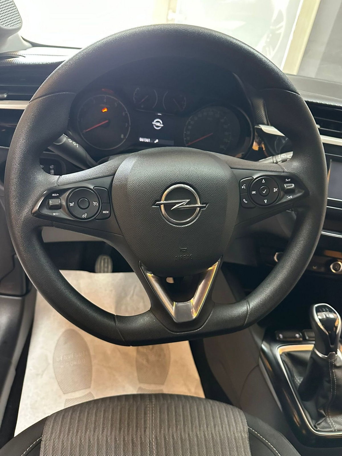 Opel Corsa 1.2 100 CV Edition (16)