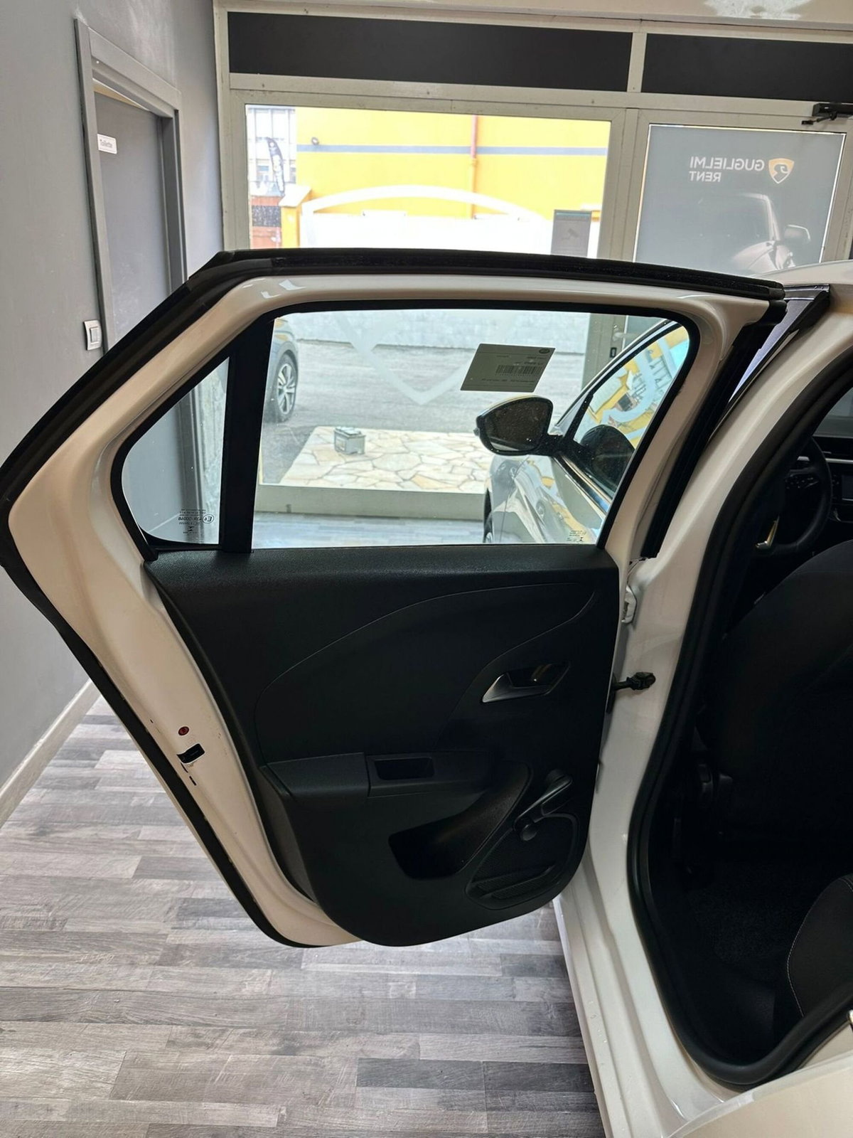Opel Corsa 1.2 100 CV Edition (19)