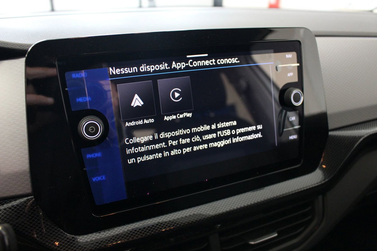 Volkswagen T-Cross 1.0 tsi Edition 95cv (18)