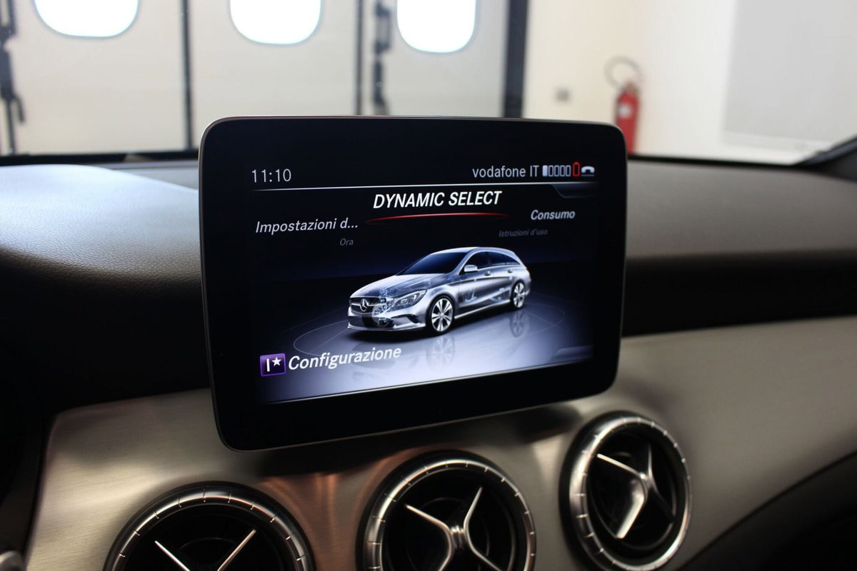 Mercedes-Benz CLA Shooting Brake 200 d Automatic Shooting Brake Premium (19)