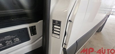 Mercedes-Benz Classe eSprinter Furgone Furgone 41 kWh (6)