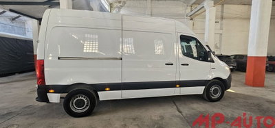 Mercedes-Benz Classe eSprinter Furgone Furgone 41 kWh (8)