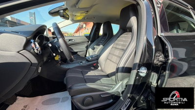 Mercedes-Benz GLA SUV 200 d Automatic 4Matic Sport (6)