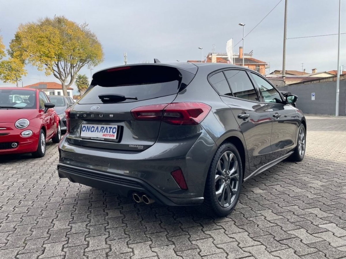 Ford Focus 1.5 EcoBlue 115 CV automatico 5p. ST-Line Style (5)
