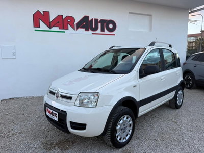 Fiat Panda 1.3 MJT 16V DPF 4x4 Climbing (2)