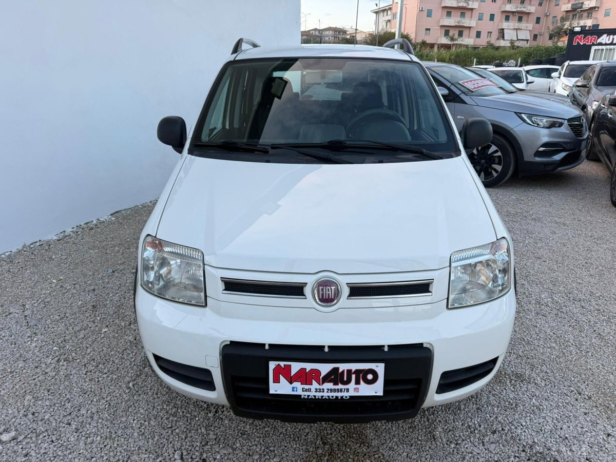 Fiat Panda 1.3 MJT 16V DPF 4x4 Climbing (3)