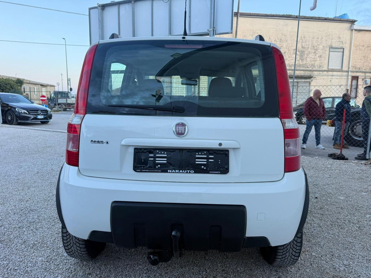Fiat Panda 1.3 MJT 16V DPF 4x4 Climbing (7)