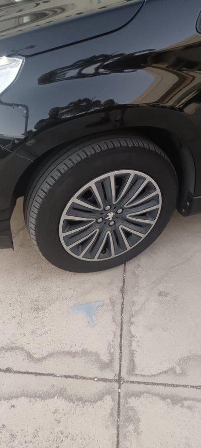 Peugeot 2008 100 Allure (5)