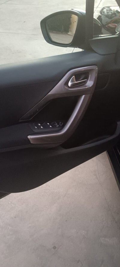 Peugeot 2008 100 Allure (9)