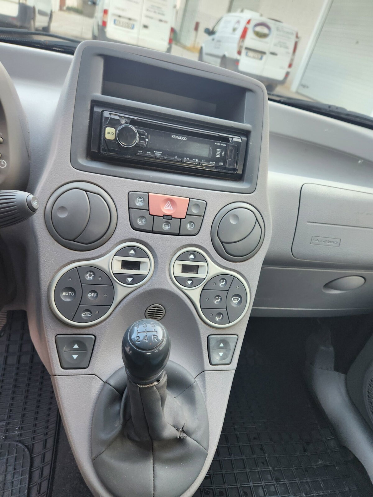 Fiat Panda 1.2 Dynamic (8)
