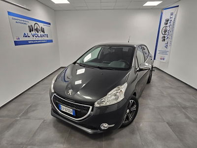 Peugeot 208 VTi 95 CV 5p. Allure usata