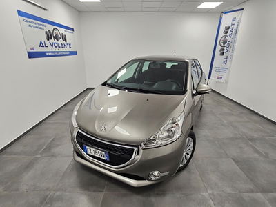 Peugeot 208 82 5 porte Active usata