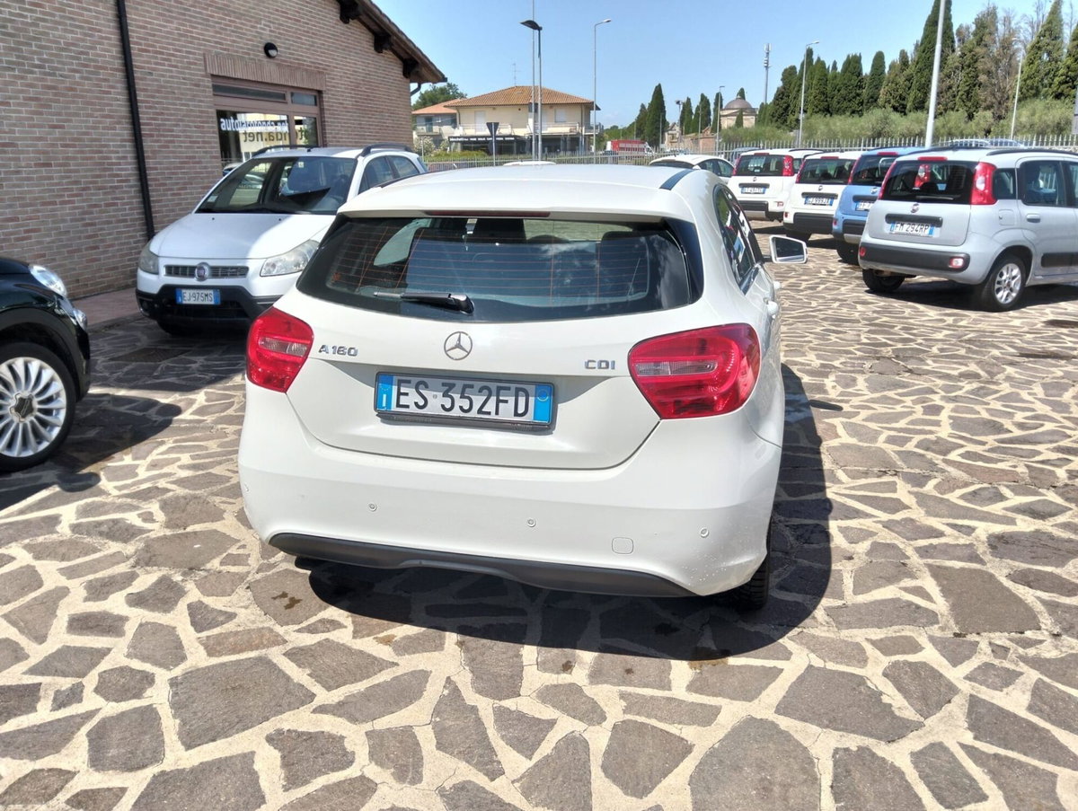 Mercedes-Benz Classe A 180 CDI Executive (2)