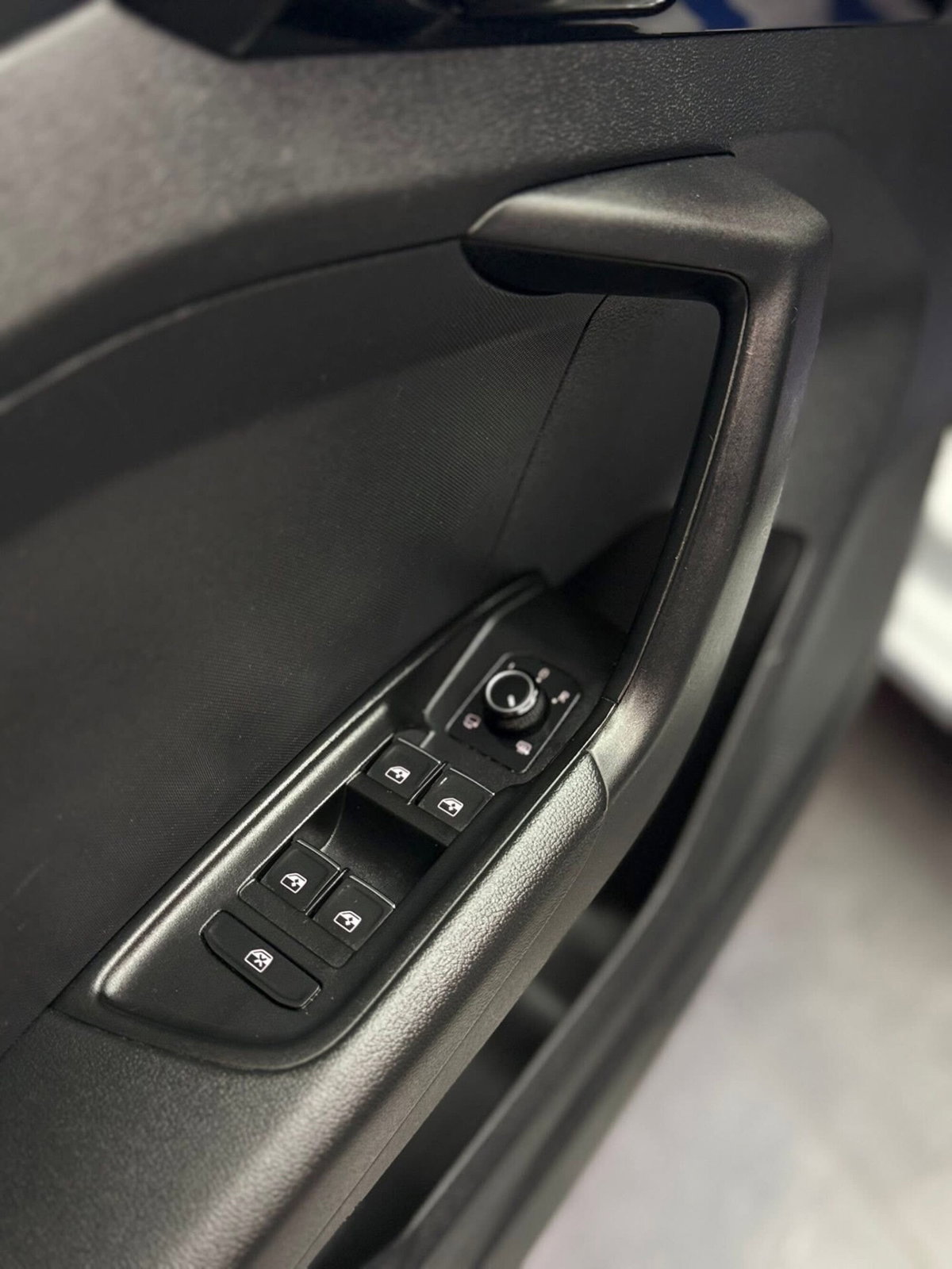 Audi A1 Sportback 25 TFSI Identity Black (14)