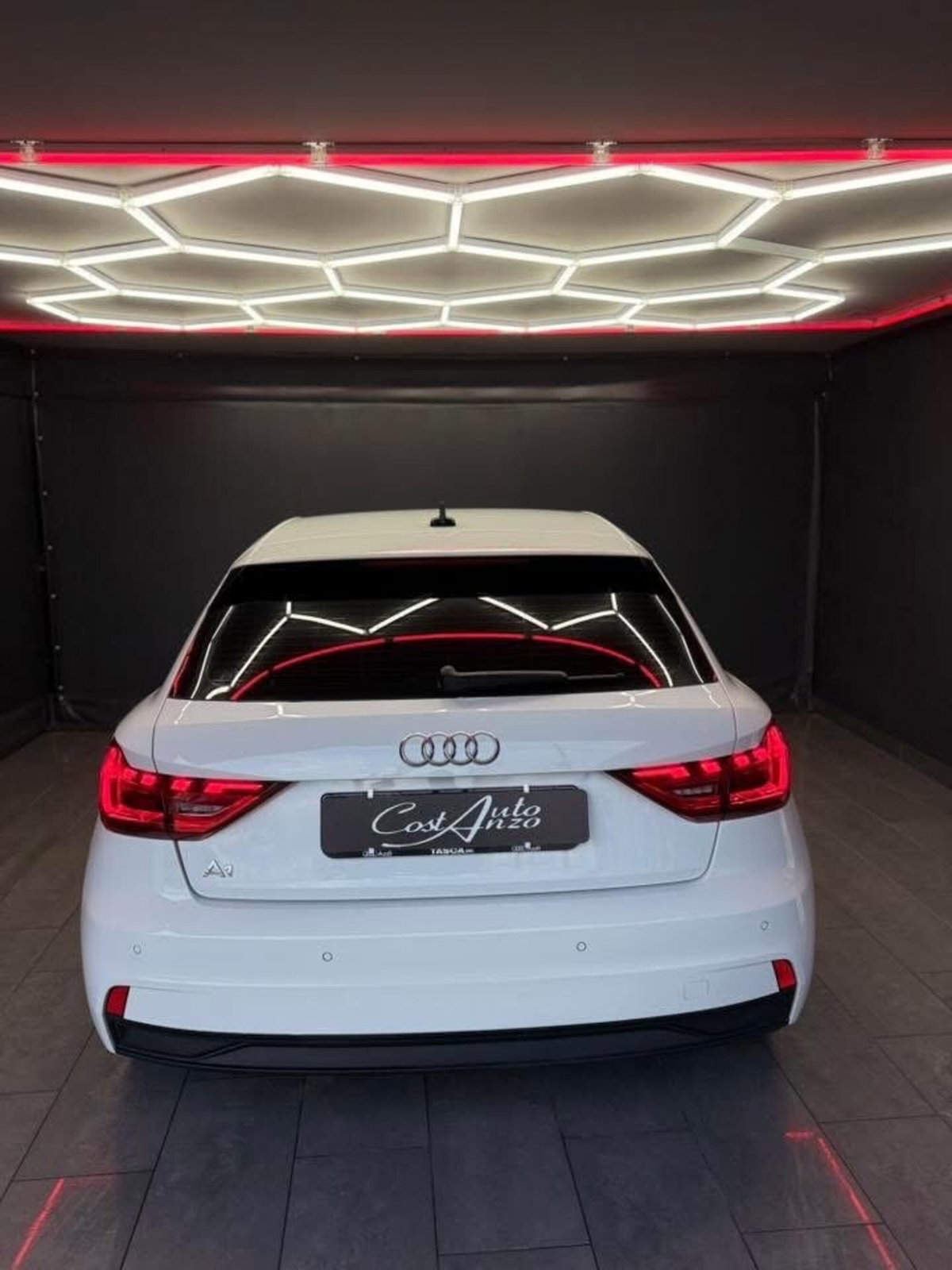 Audi A1 Sportback 25 TFSI Identity Black (6)