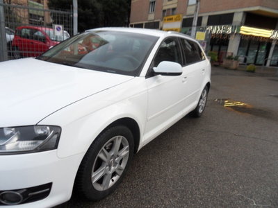 Audi A3 Sportback 1.6 TDI 105 CV CR S tronic Attraction (6)