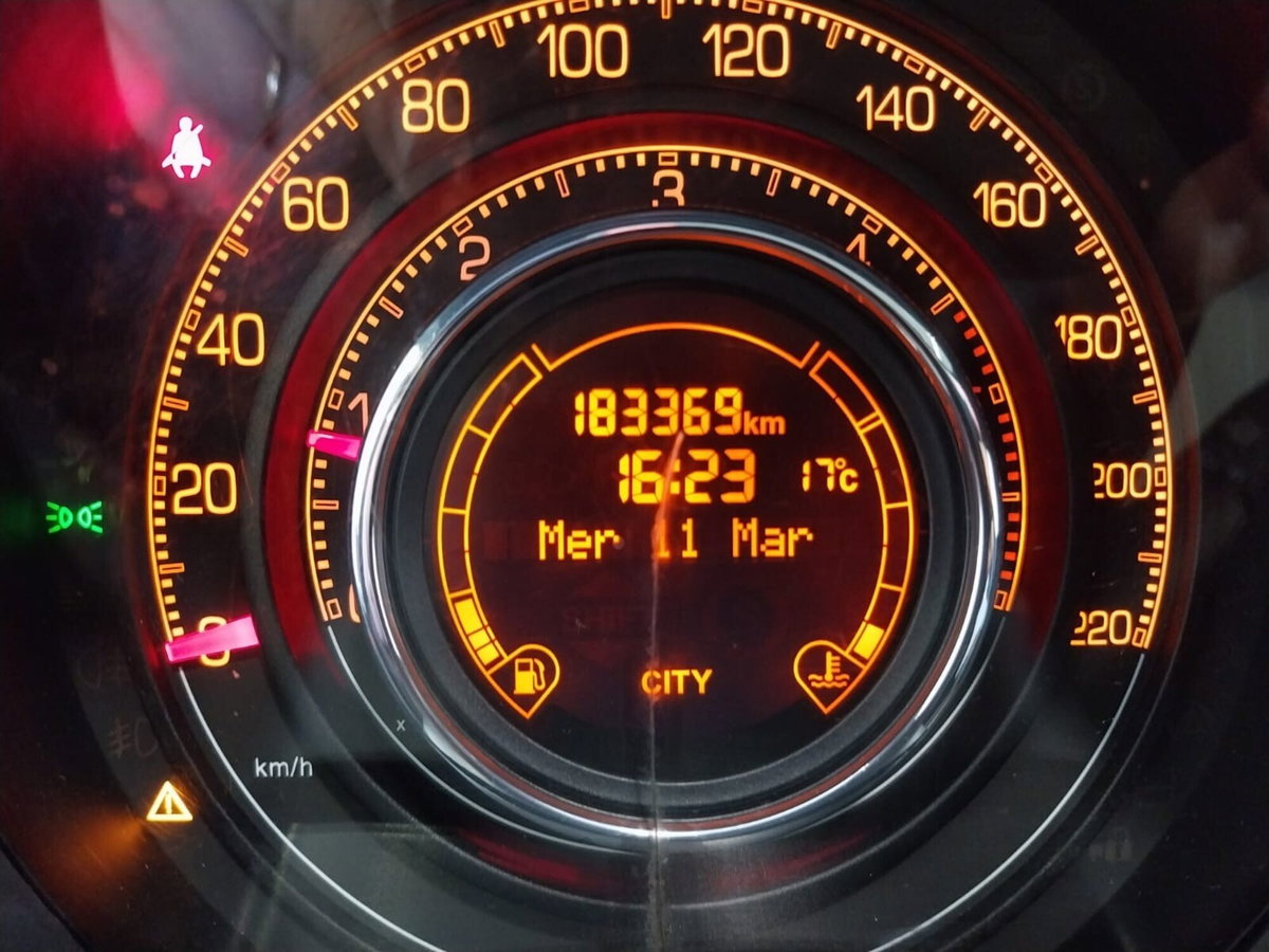 Fiat 500 1.3 Multijet 16V 95 CV Lounge (12)