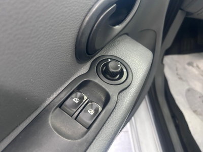 Renault Modus 1.5 dCi 85CV Initiale (10)