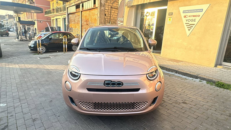Fiat 500 1.0 Hybrid Red