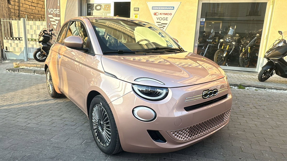 Fiat 500 1.0 Hybrid Red (6)