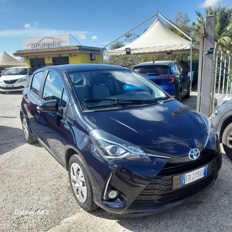 Toyota Yaris 1.5 Hybrid 5 porte Cool