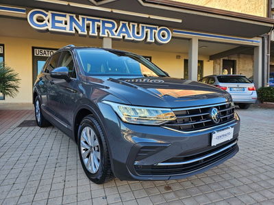 Volkswagen Tiguan 2.0 TDI 150 CV SCR DSG 4MOTION Life usata