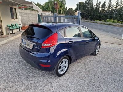 Ford Fiesta Ikon 1.6 TDCi 95CV 5 porte (10)