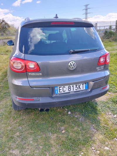 Volkswagen Tiguan 2.0 TDI DPF 4MOTION DSG Sport & Style (10)