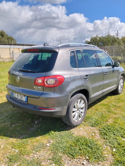 Volkswagen Tiguan 2.0 TDI DPF 4MOTION DSG Sport & Style (5)