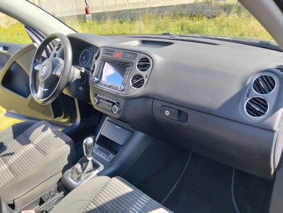 Volkswagen Tiguan 2.0 TDI DPF 4MOTION DSG Sport & Style (7)